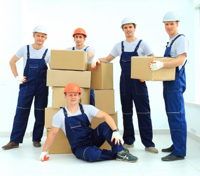 Efficient transportation fleet for commercial moves
