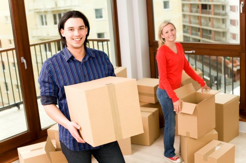 Flexible scheduling options for furniture removal services